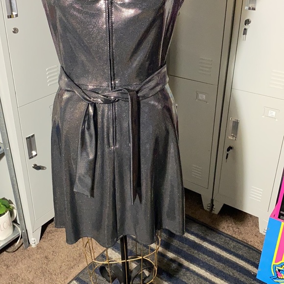 The Attic Las Vegas metallic dress Small - Picture 8 of 17